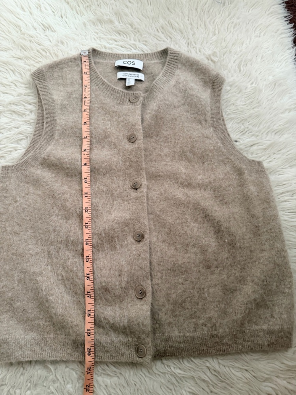 COS Brushed Cashmere Vest - Biege - Picture 6 of 7
